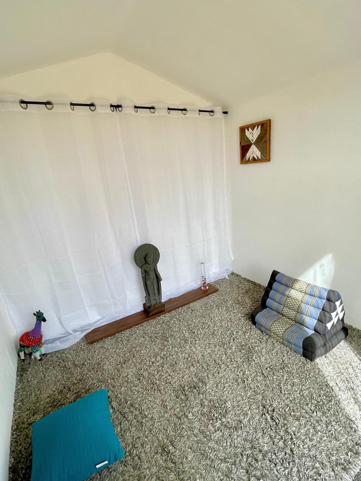 Twin Palms Desert Getaway - Jacuzzi, Fire Pit, Meditation Room & More Joshua Tree Exterior foto